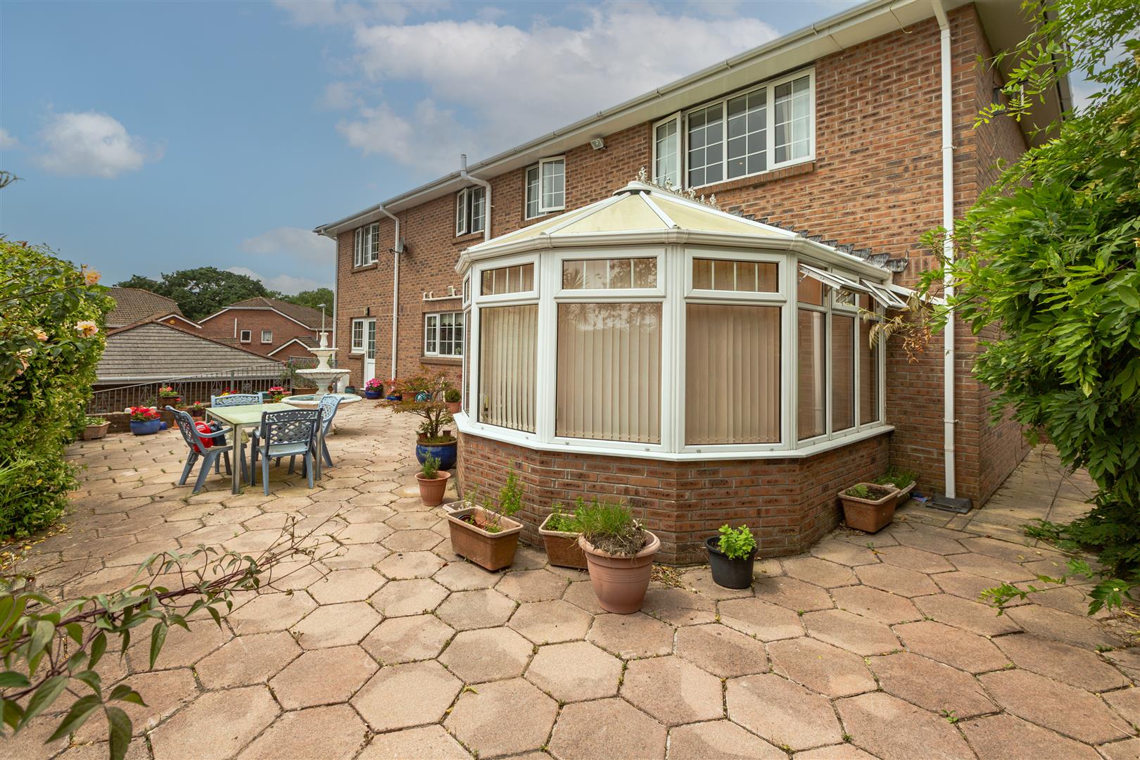 Llys Le Breos, Mayals, Swansea, SA3 5DL